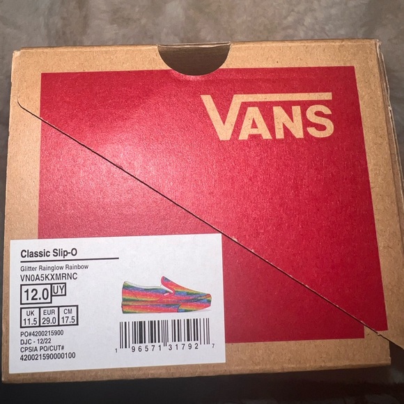 Kids Vans slip on sneakers - Picture 11 of 11